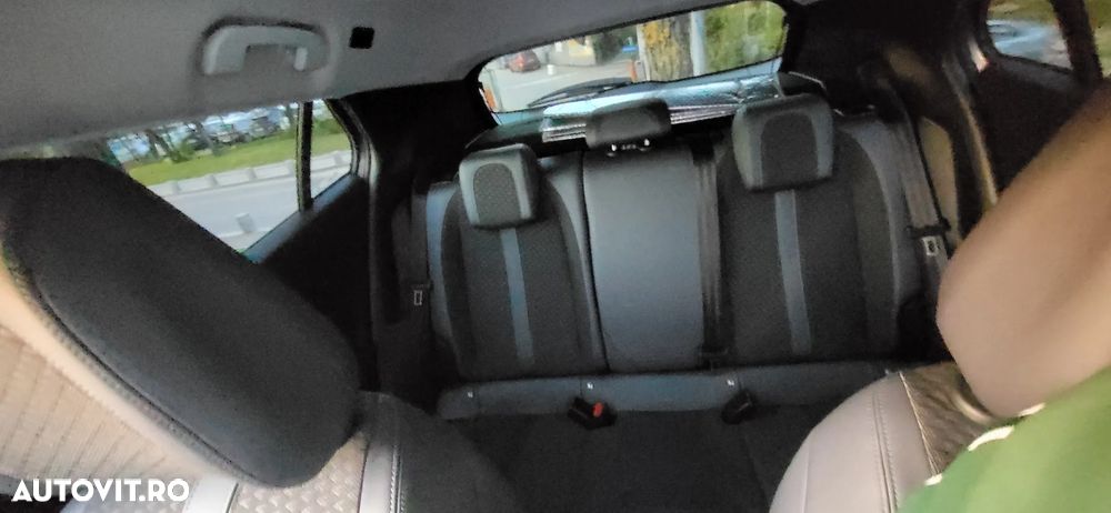 Peugeot 2008 1.2 PureTech Turbo S&S Allure - 7