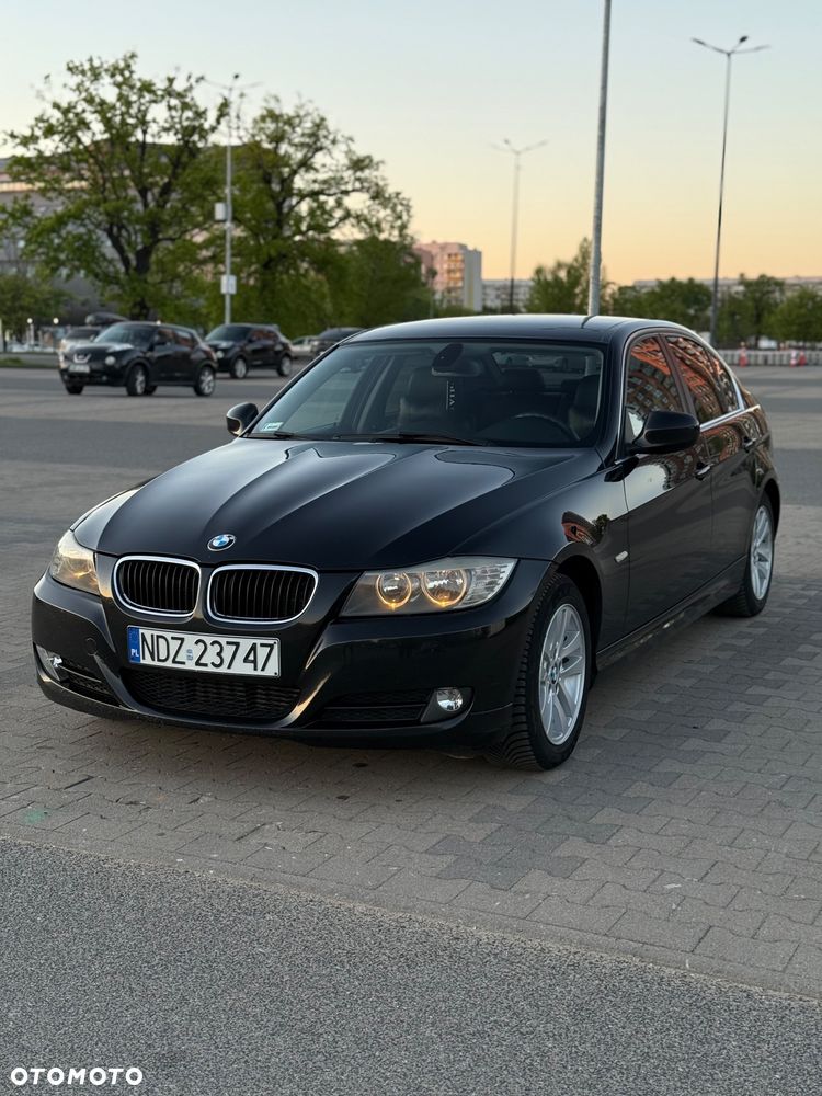 BMW Seria 3 320d DPF - 1
