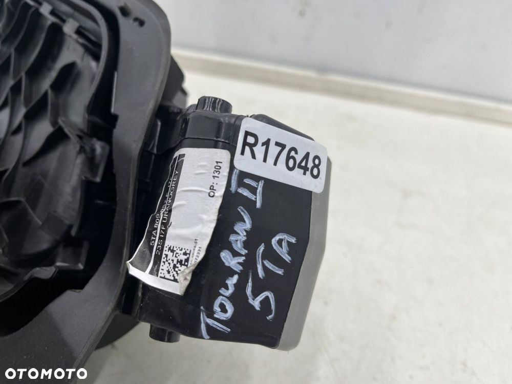 Klapka wlewu paliwa VW Touran II 5T 2015r.- 5ta809857e 5ta809799 - 12