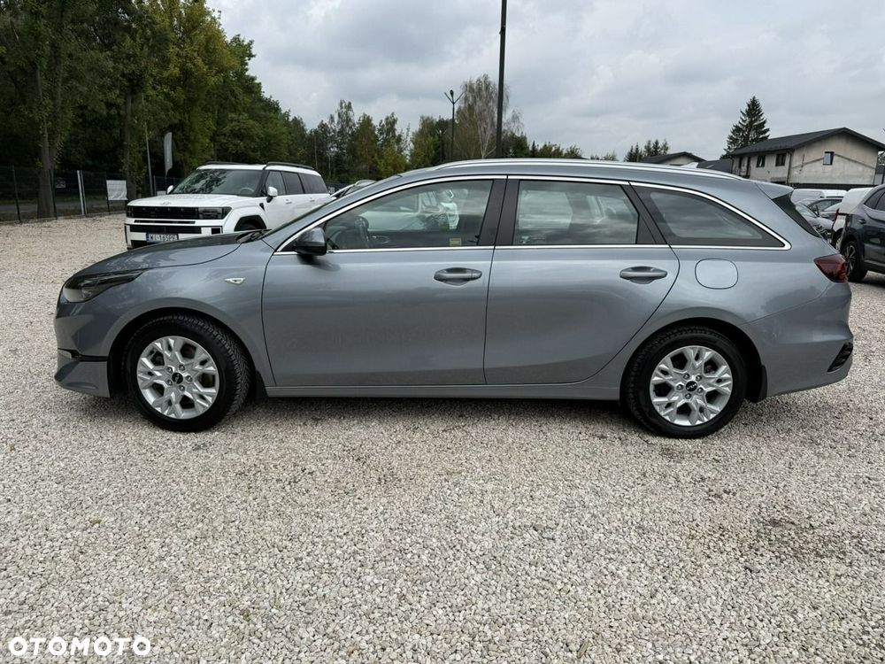 Kia Ceed - 4