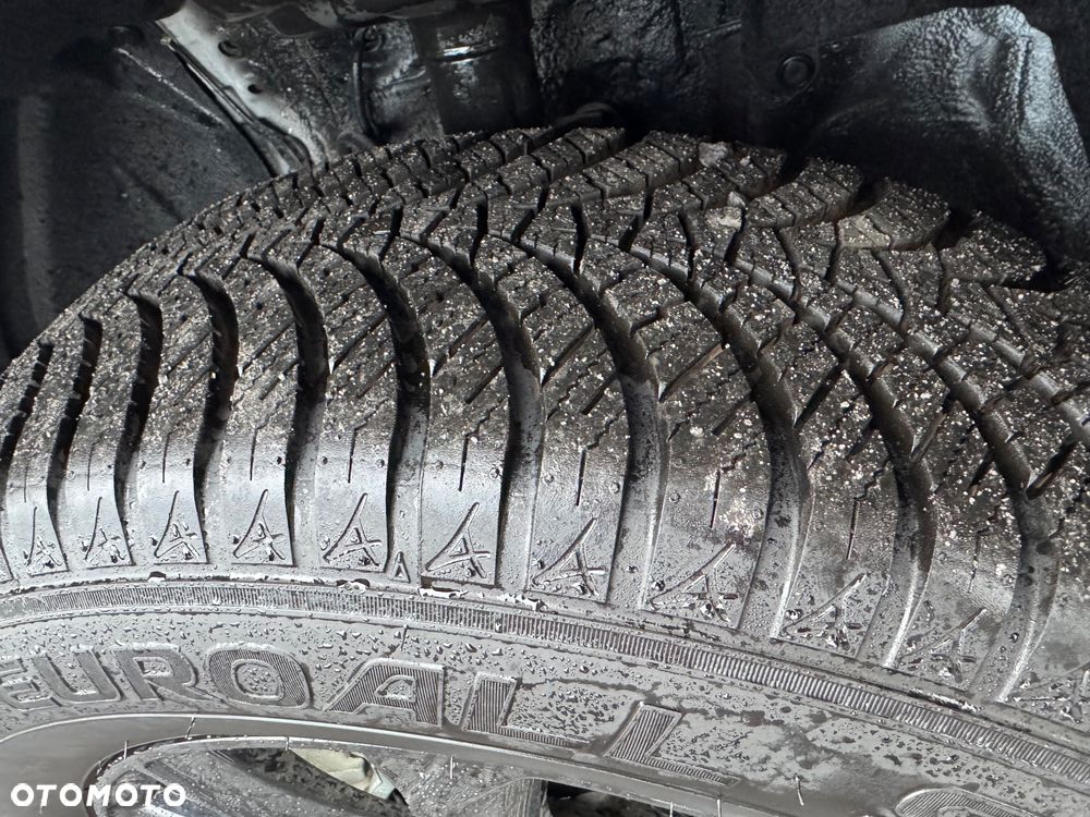 Toyota RAV4 2.0 Active 4x4 MS - 26