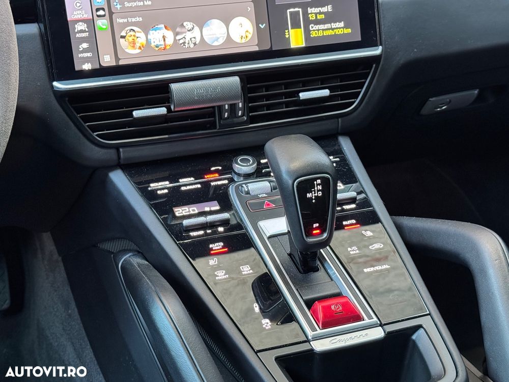 Porsche Cayenne Coupe Standard - 13