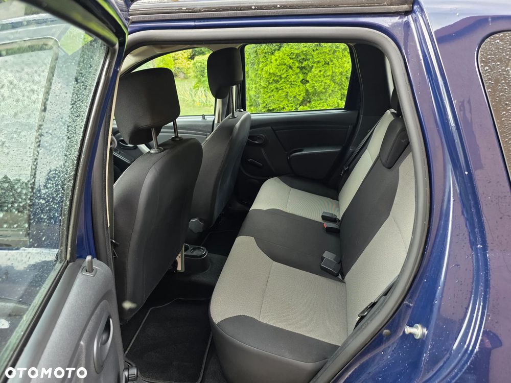 Dacia Duster 1.6 16V 105 4x2 Laureate - 7