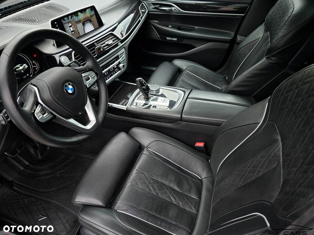 BMW Seria 7 730d xDrive - 35