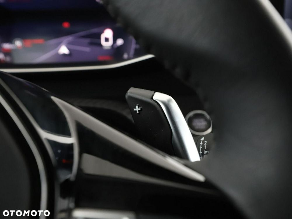 Peugeot 2008 PureTech 130 Allure S&S EAT8 - 34