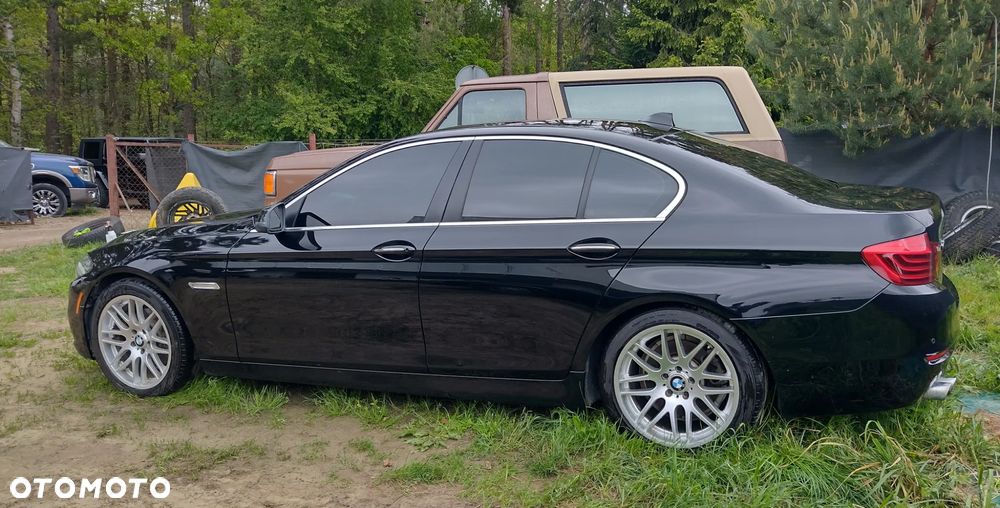 BMW Seria 5 528i xDrive Sport-Aut Luxury Line - 9