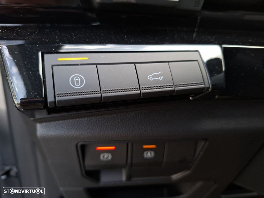 Renault Espace 1.2 E-Tech Full Hybrid Iconic — fotografia 22
