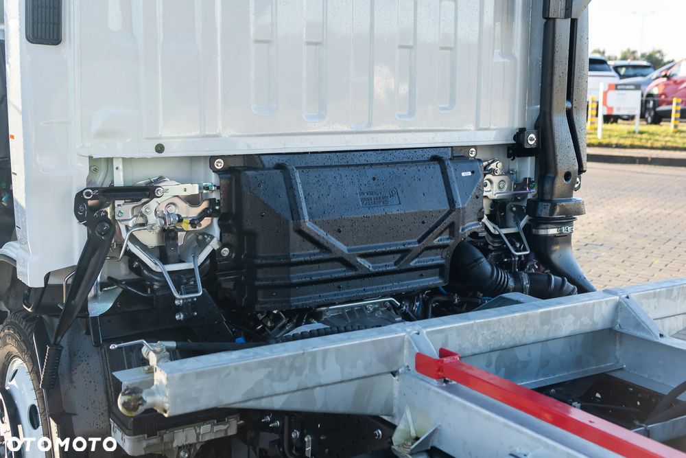 Isuzu M27 Final Edition - 15