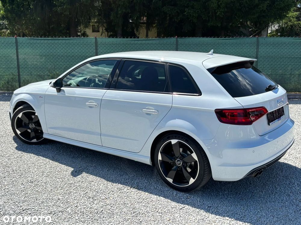 Audi A3 Sportback 1.4 TFSI S tronic S line Sportpaket - 15