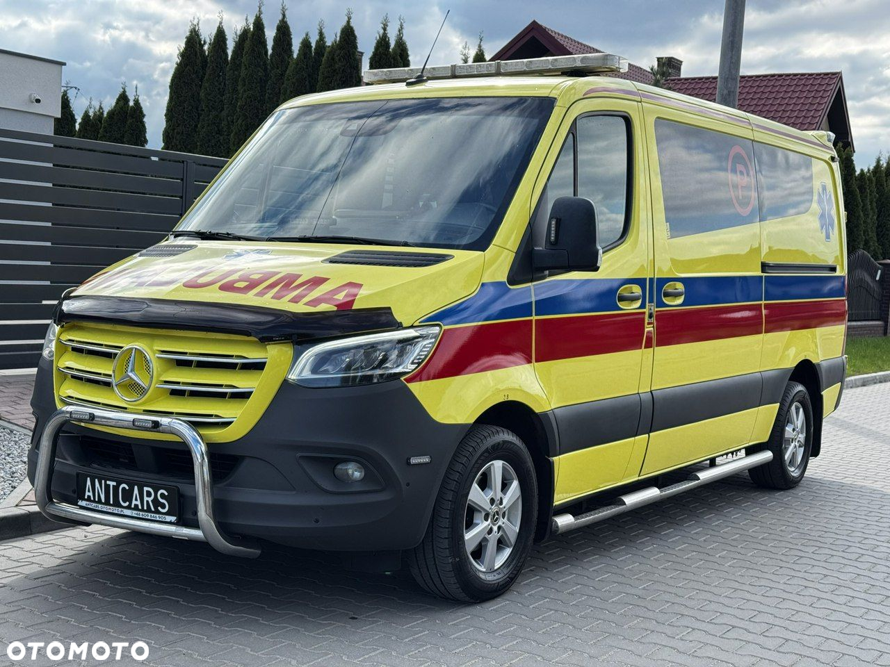 Mercedes-Benz Sprinter - 2