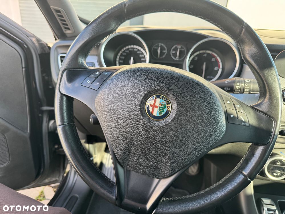 Alfa Romeo Giulietta 1.6 JTDM Distinctive - 12