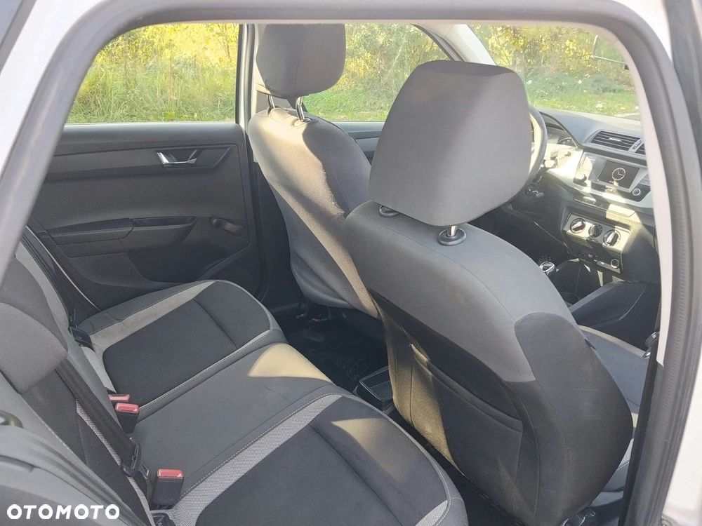 Skoda Fabia 2018 photo 3