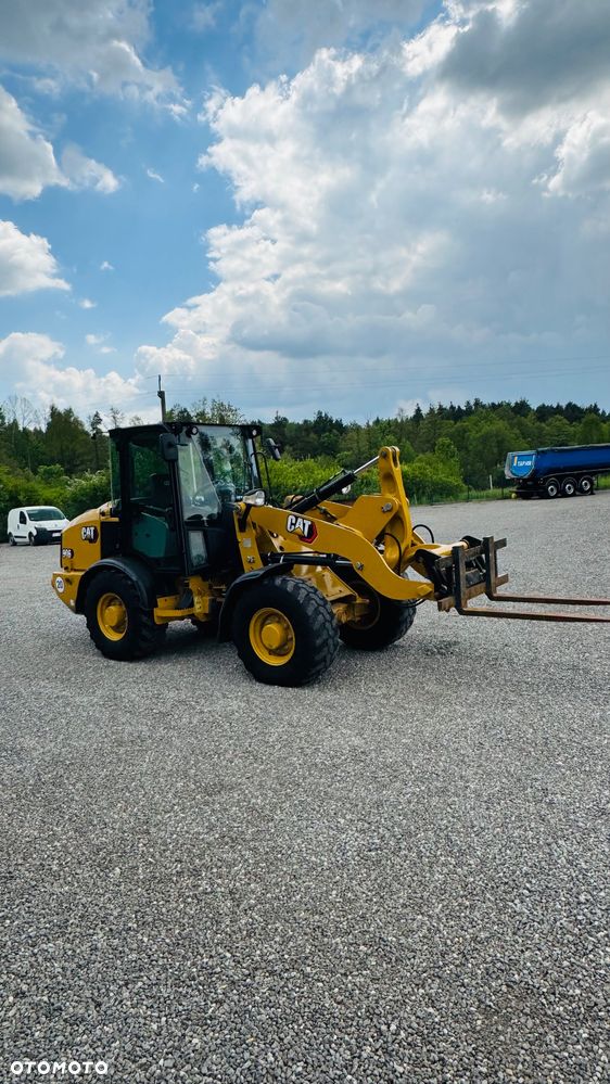 Caterpillar 906M Łyżka/Widły/Sprowadzona/Full Serwis - 6