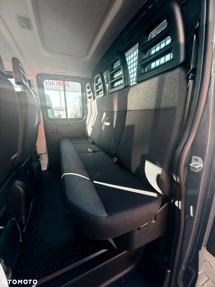 Iveco DAILY 35S16D dubel kabina 7 osób skrzynka gratis HAK 3.5T - 19