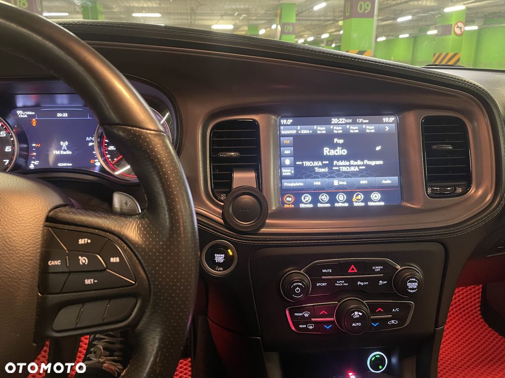 Dodge Charger 5.7 R/T - 5