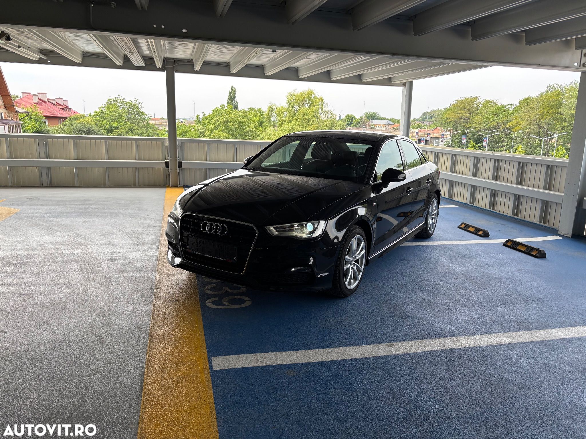 Audi A3 1.6 TDI Sportback (clean diesel) S line Sportpaket - 1