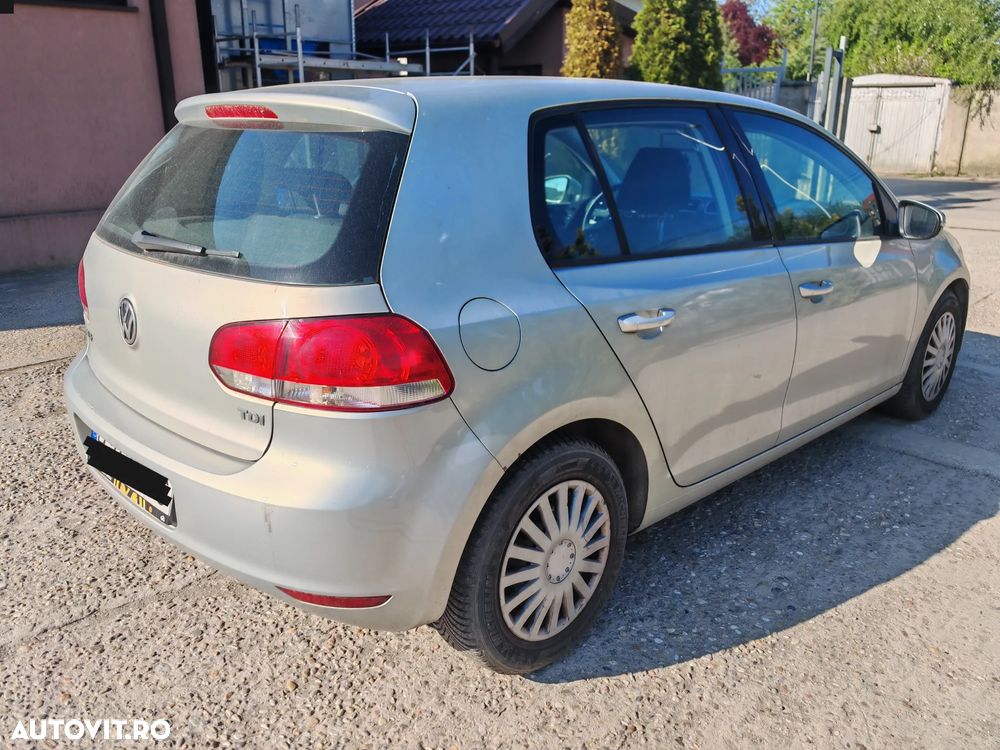 Volkswagen Golf 1.6 TDI DPF Trendline - 5