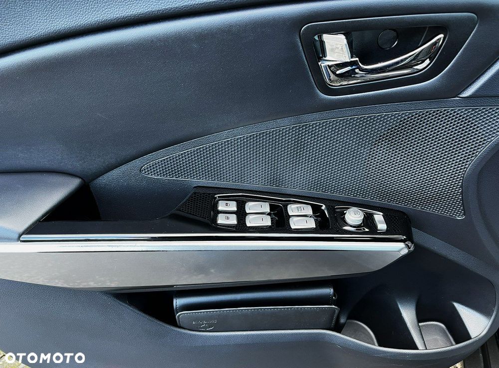 SsangYong/KGM Tivoli - 29