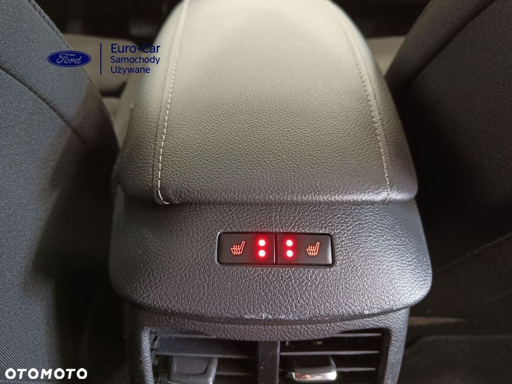 Ford Mondeo 2.0 EcoBlue Titanium - 33