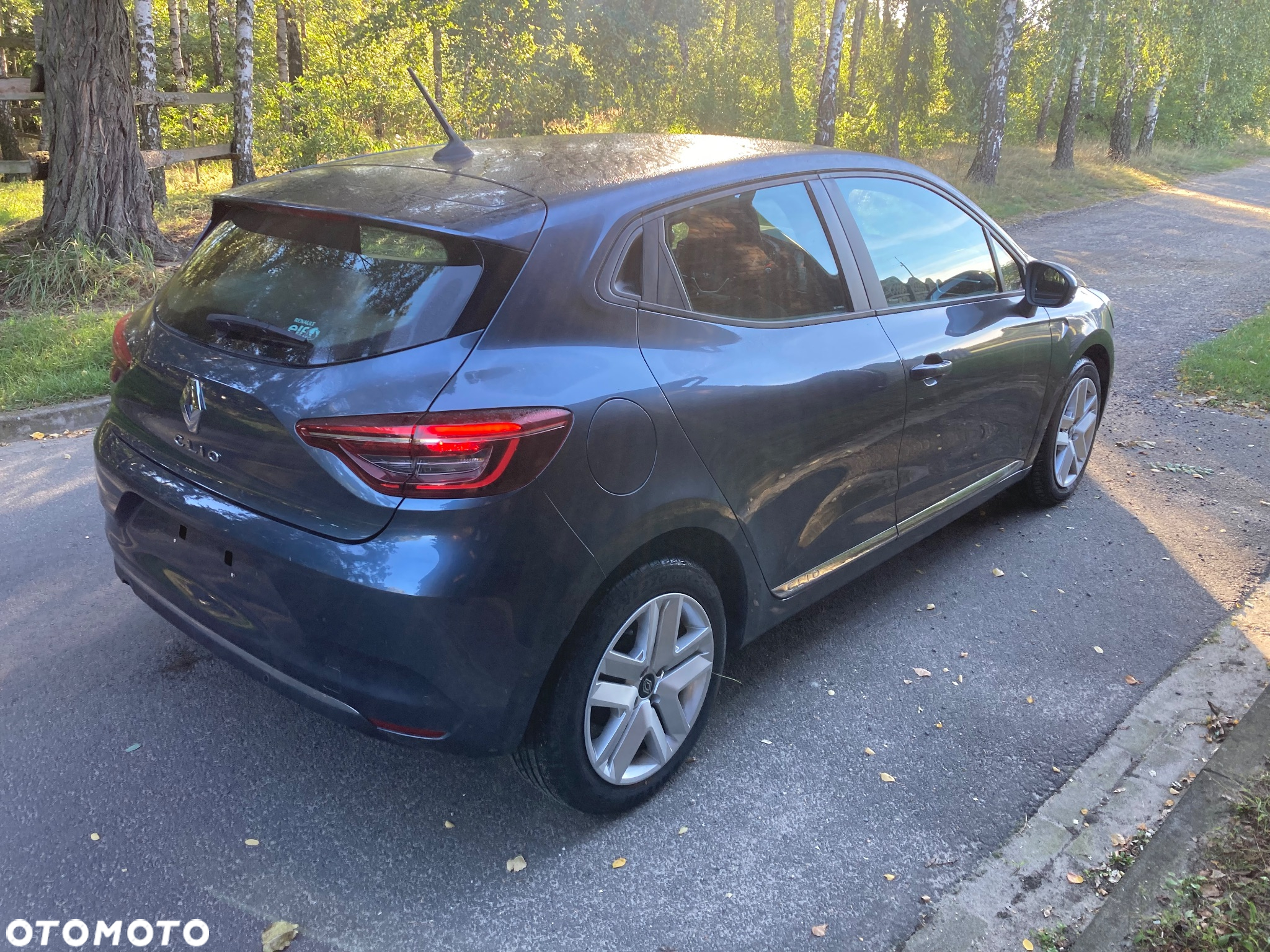 Renault Clio TCe 90 TECHNO - 3