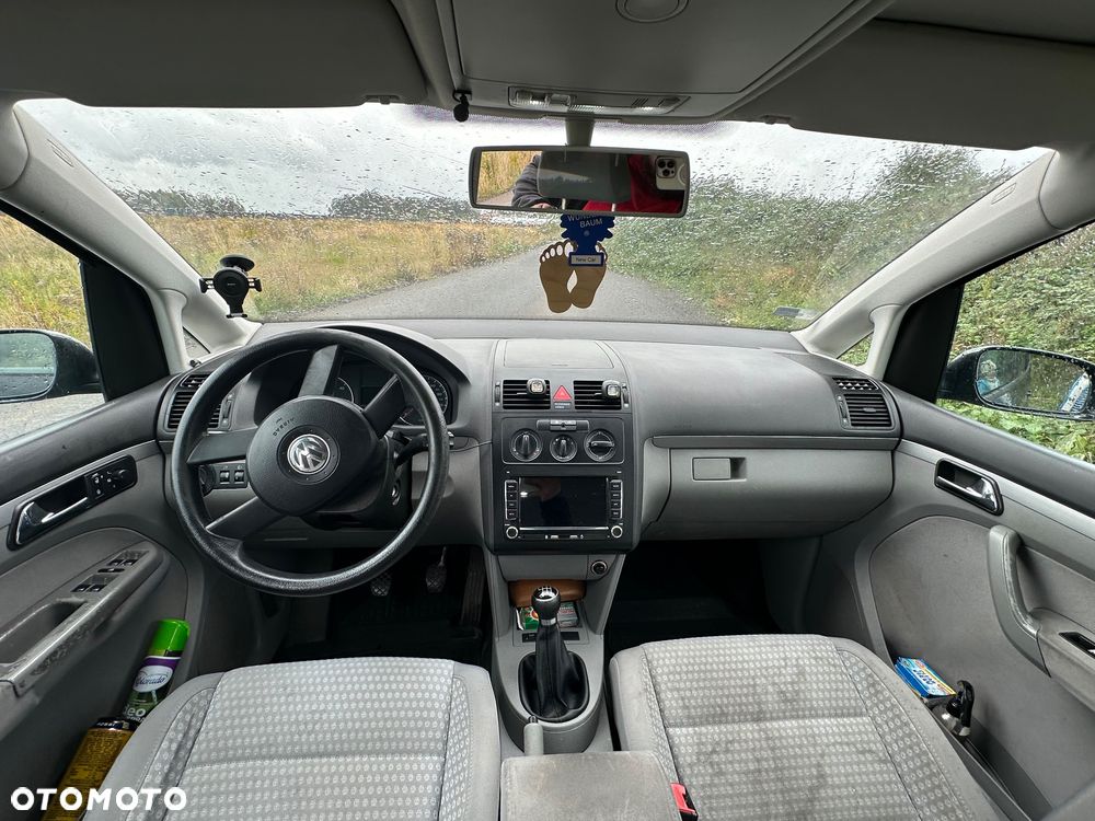 Volkswagen Touran 1.9 TDI Conceptline - 10