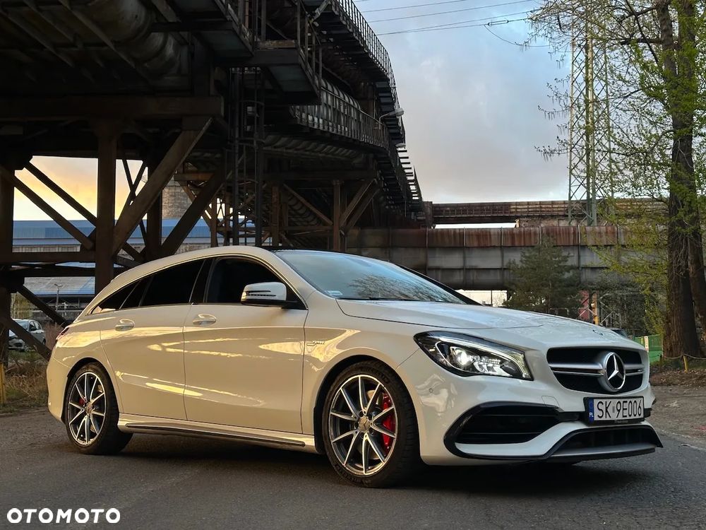 Mercedes-Benz CLA - 31