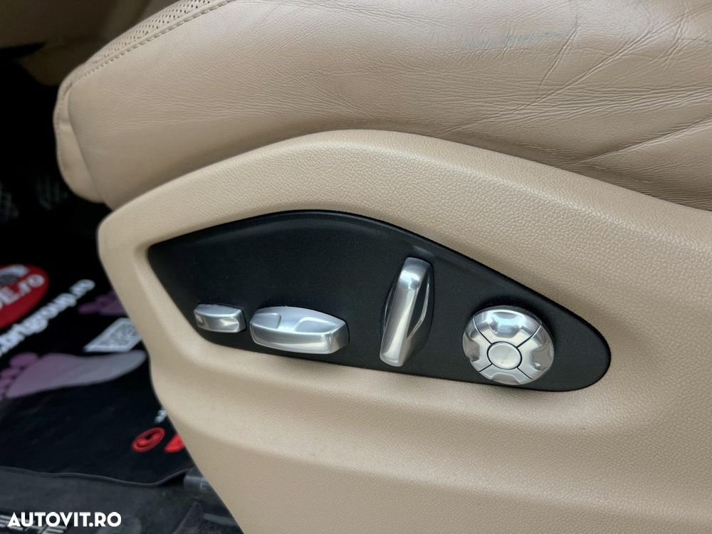 Porsche Cayenne - 13