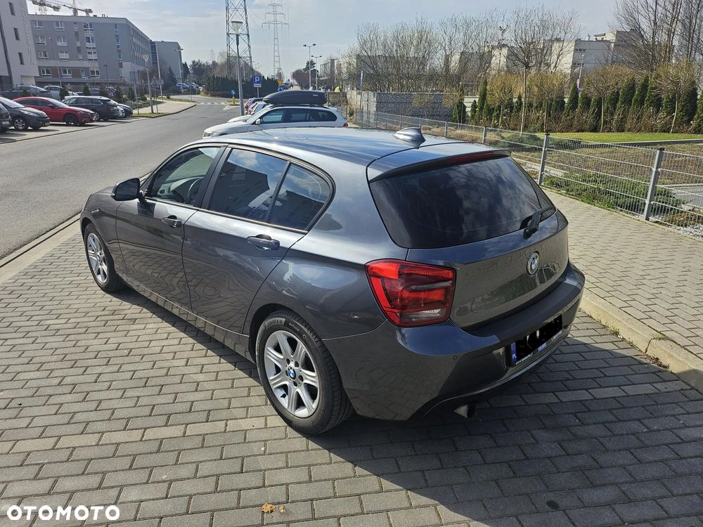 BMW Seria 1 116i - 15