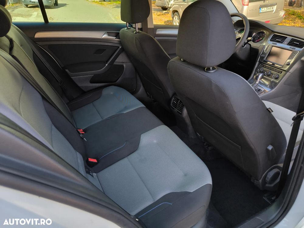 Volkswagen Golf e-Golf - 14