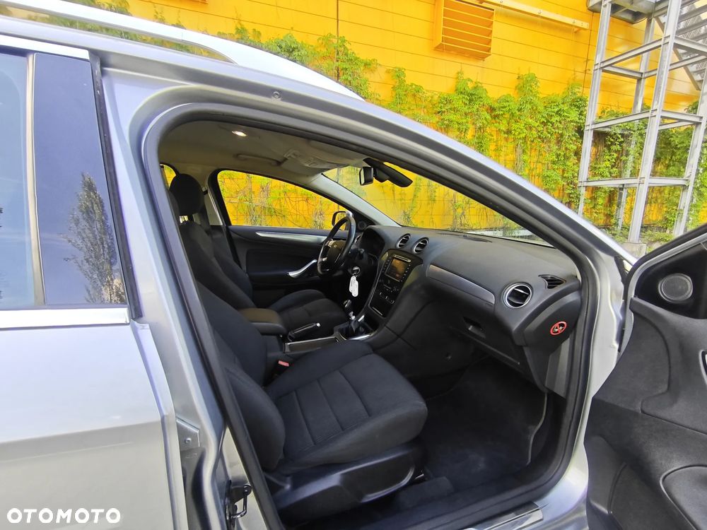 Ford Mondeo 1.6 T Titanium LXS - 9
