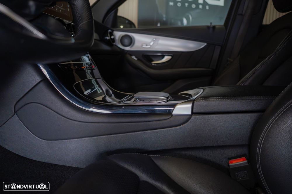 Mercedes-Benz GLC 300 de Coupe 4Matic 9G-TRONIC AMG Line - 20