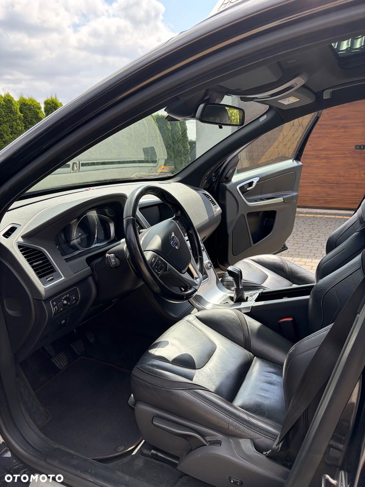 Volvo XC 60 D4 Drive-E Ocean Race - 10