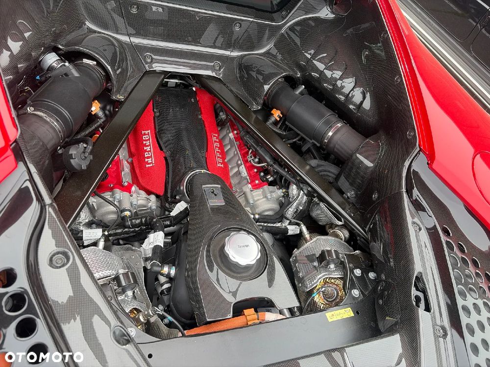 Ferrari SF90 Stradale - 11