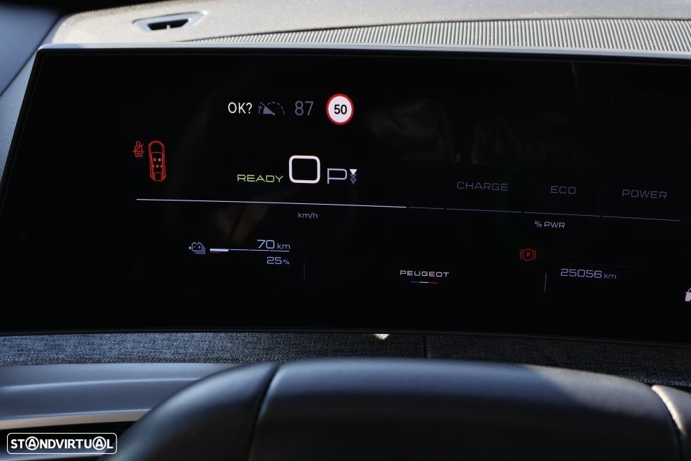 Peugeot E-3008 73 kWh Allure - 10