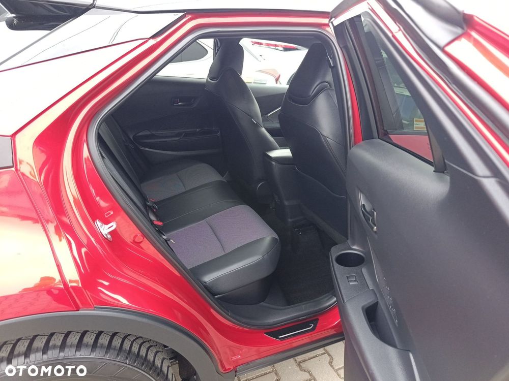 Toyota C-HR 2.0 Hybrid Dynamic Force Executive - 22