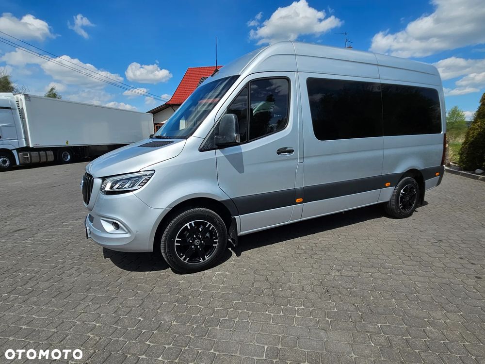 Mercedes-Benz Sprinter - 16
