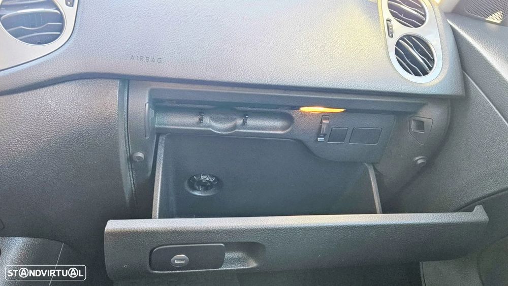 VW Tiguan - 47