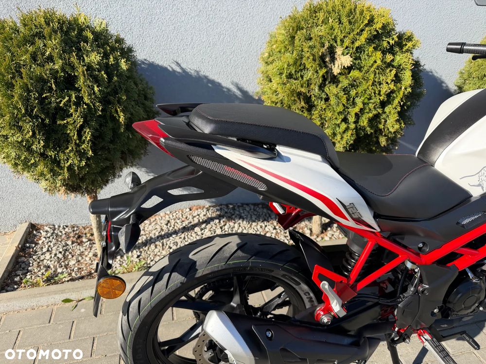 Benelli BN 125 - 14