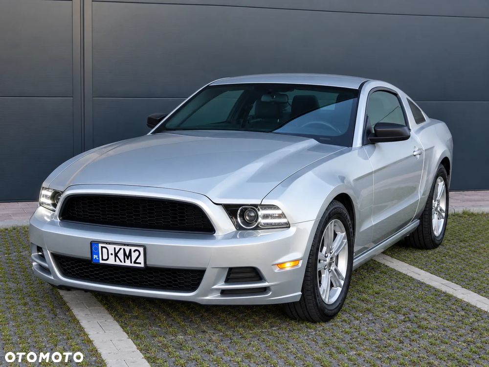 Ford Mustang - 1