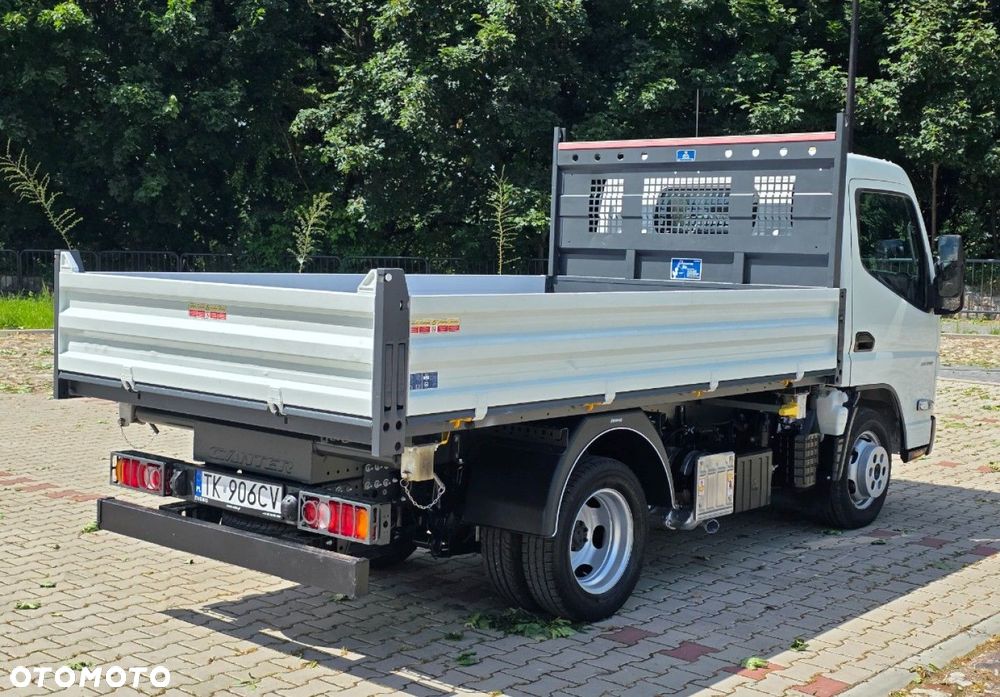 Mitsubishi Fuso Canter - 6