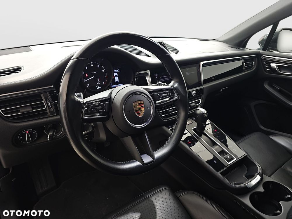 Porsche Macan Standard - 9