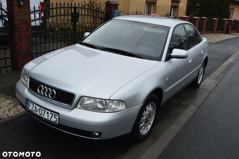 Audi A4 Limousine 1.8 - 3