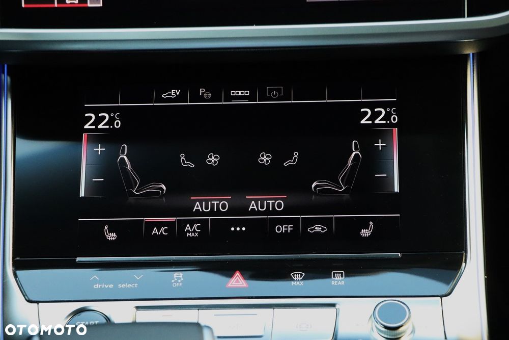 Audi A6 Avant 55 TFSI e quattro S tronic S line - 29