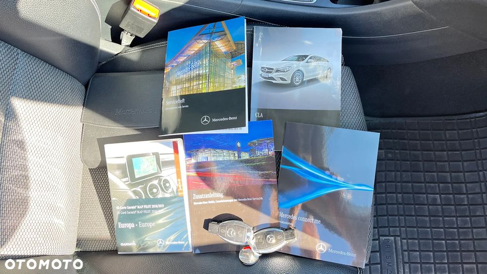 Mercedes-Benz CLA 180 d BlueEFFICIENCY Edition - 22