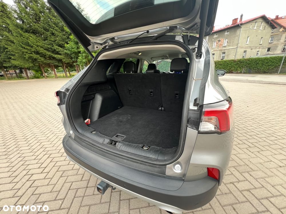 Ford Escape 2.0 EcoBoost AWD Titanium - 19