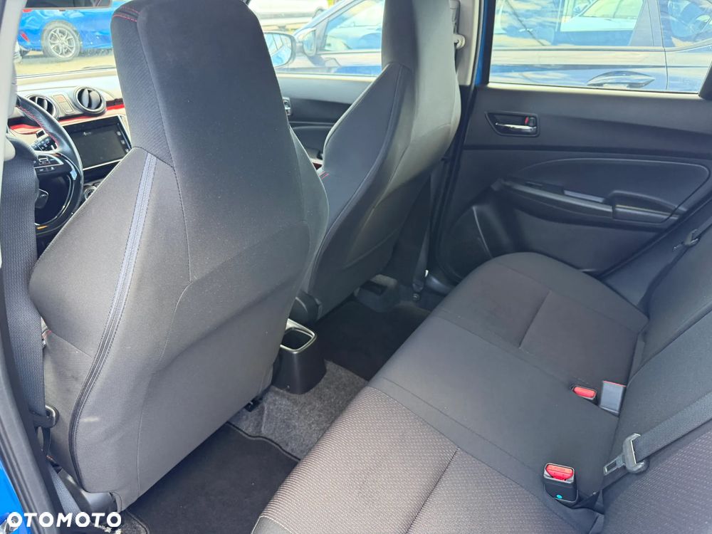 Suzuki Swift - 12