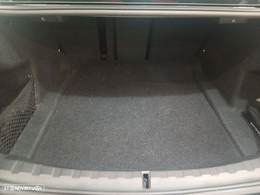BMW 320 d Auto - 20