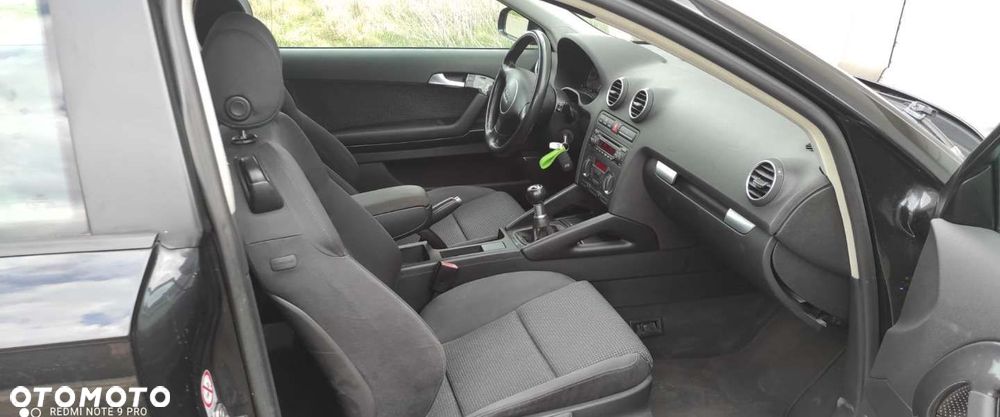 Audi A3 3-drzwiowe 1.6 S line Sportpaket (plus) - 25