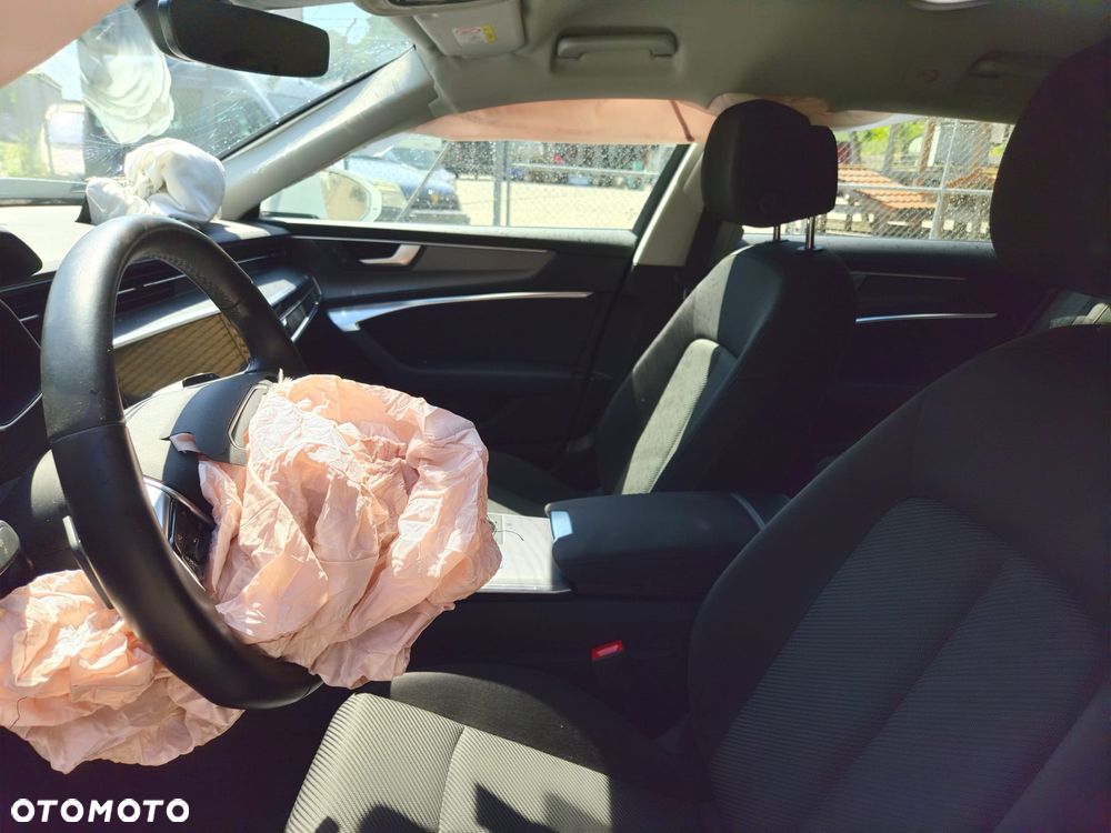 Audi A6 Avant 40 TDI quattro S tronic - 7