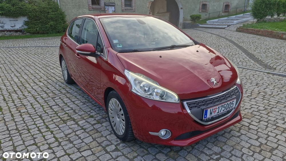 Peugeot 208 120 VTI Intuitive - 2